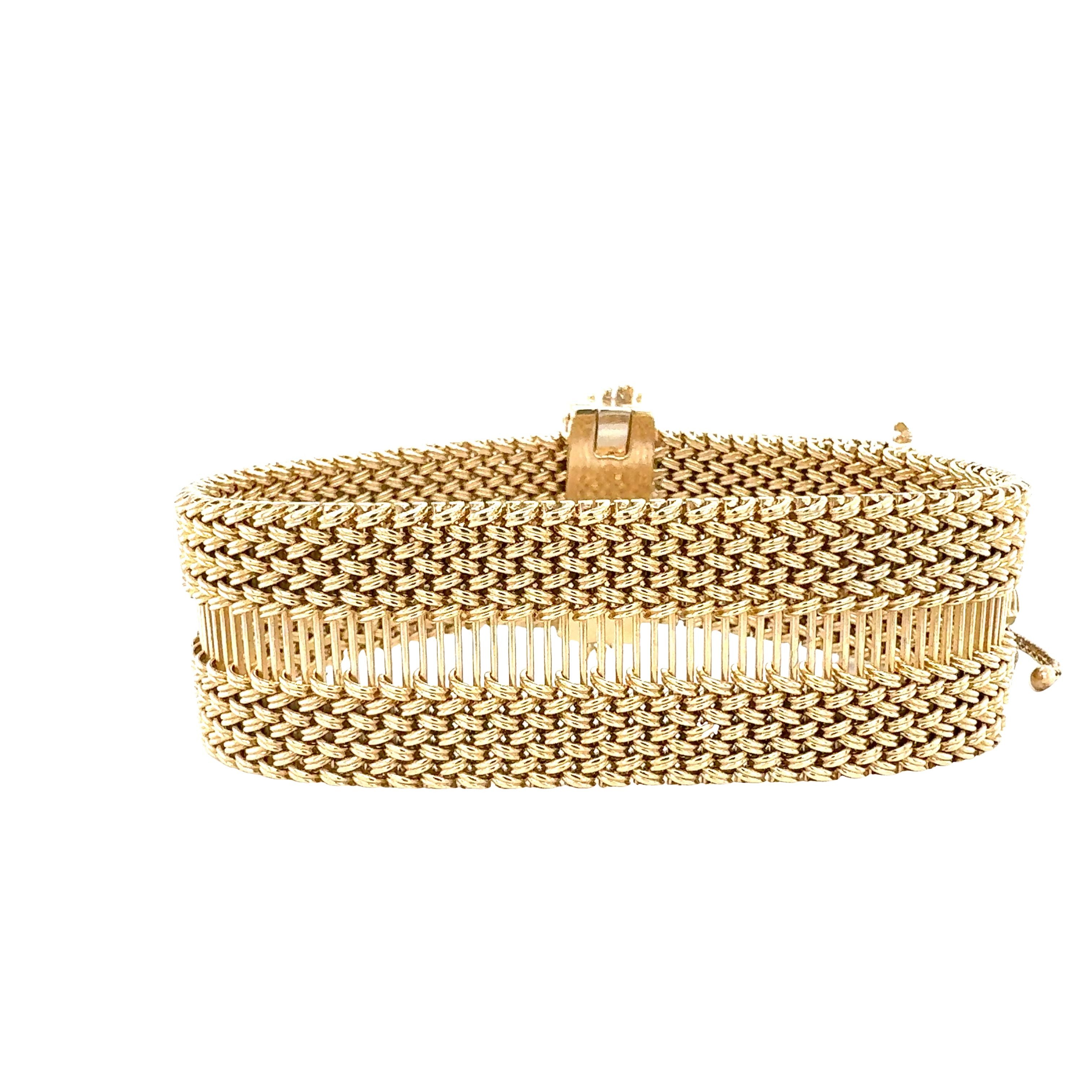 14K Yellow Gold Diamond Buckle Bracelet