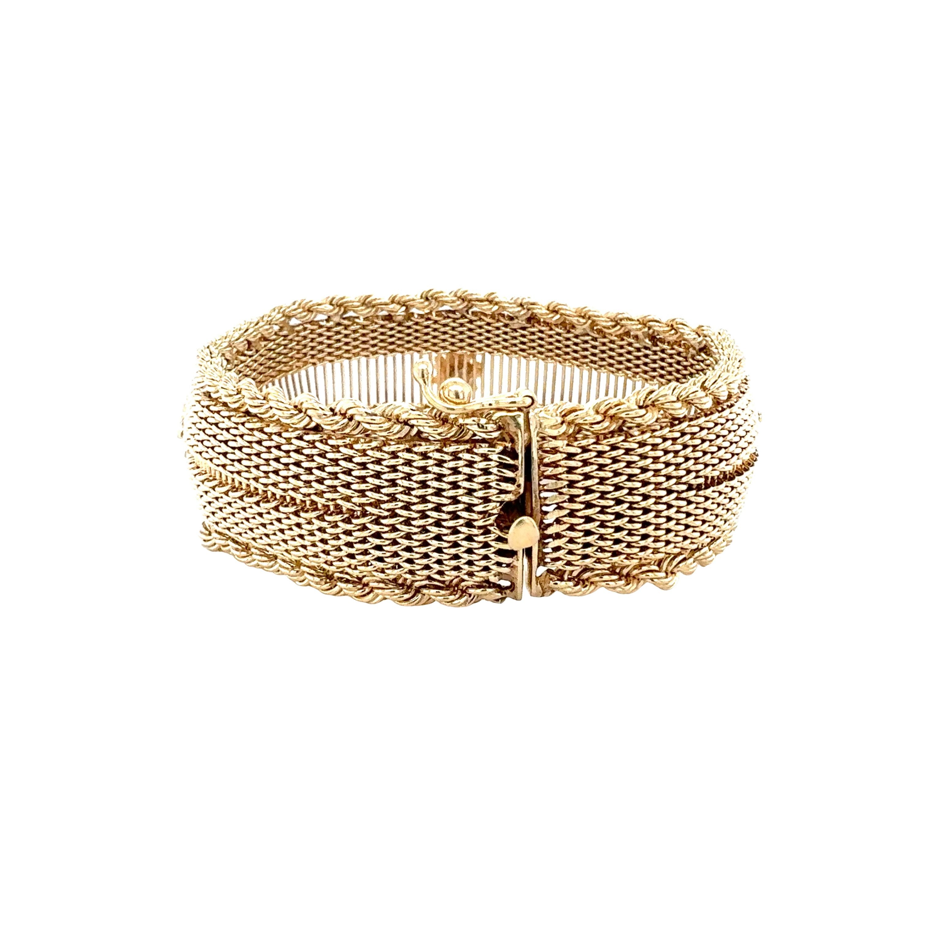 14K Yellow Gold Garnet Bracelet