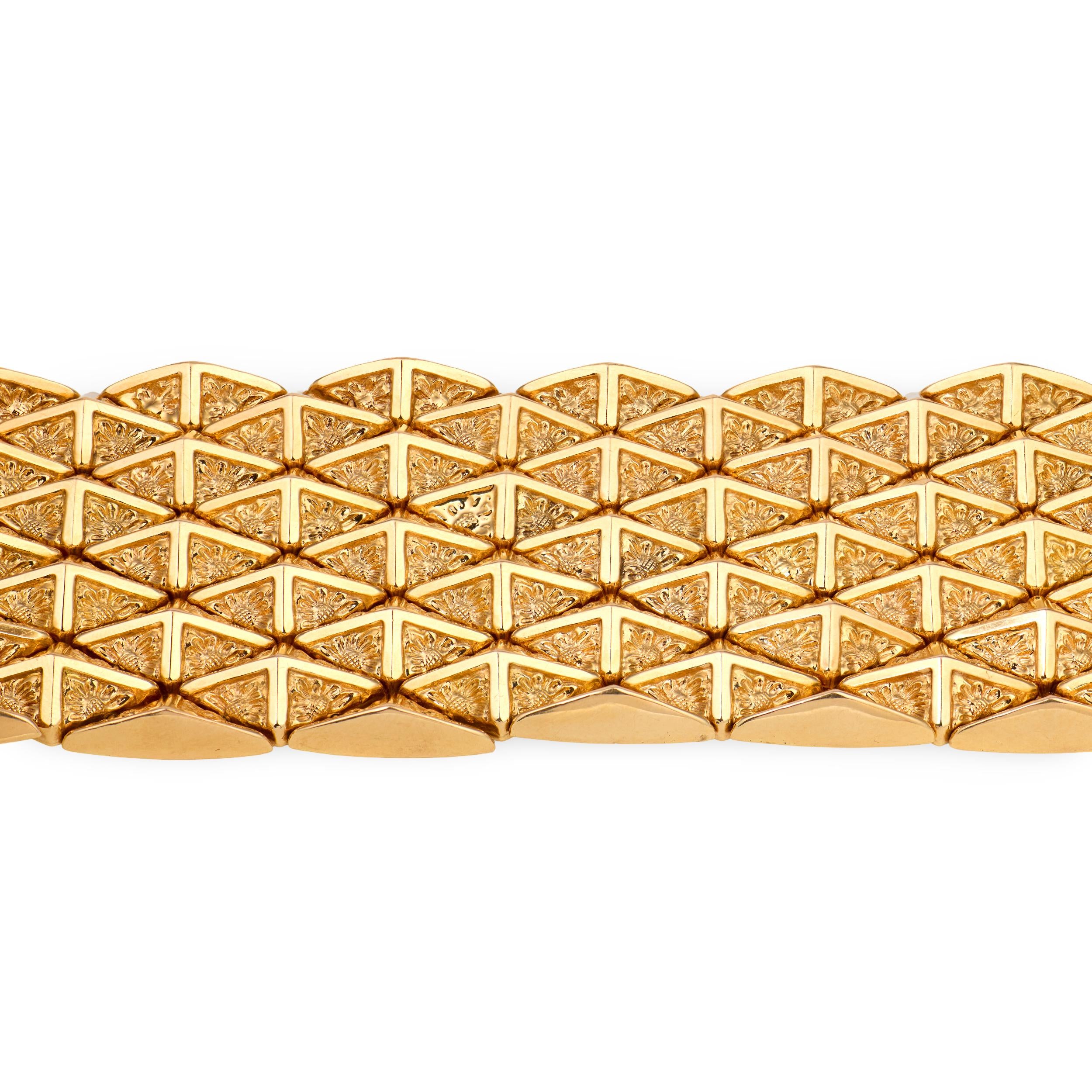 Italian 18K Rosey Yellow Gold Pyramid Link Bracelet, Circa 1960s-1970s