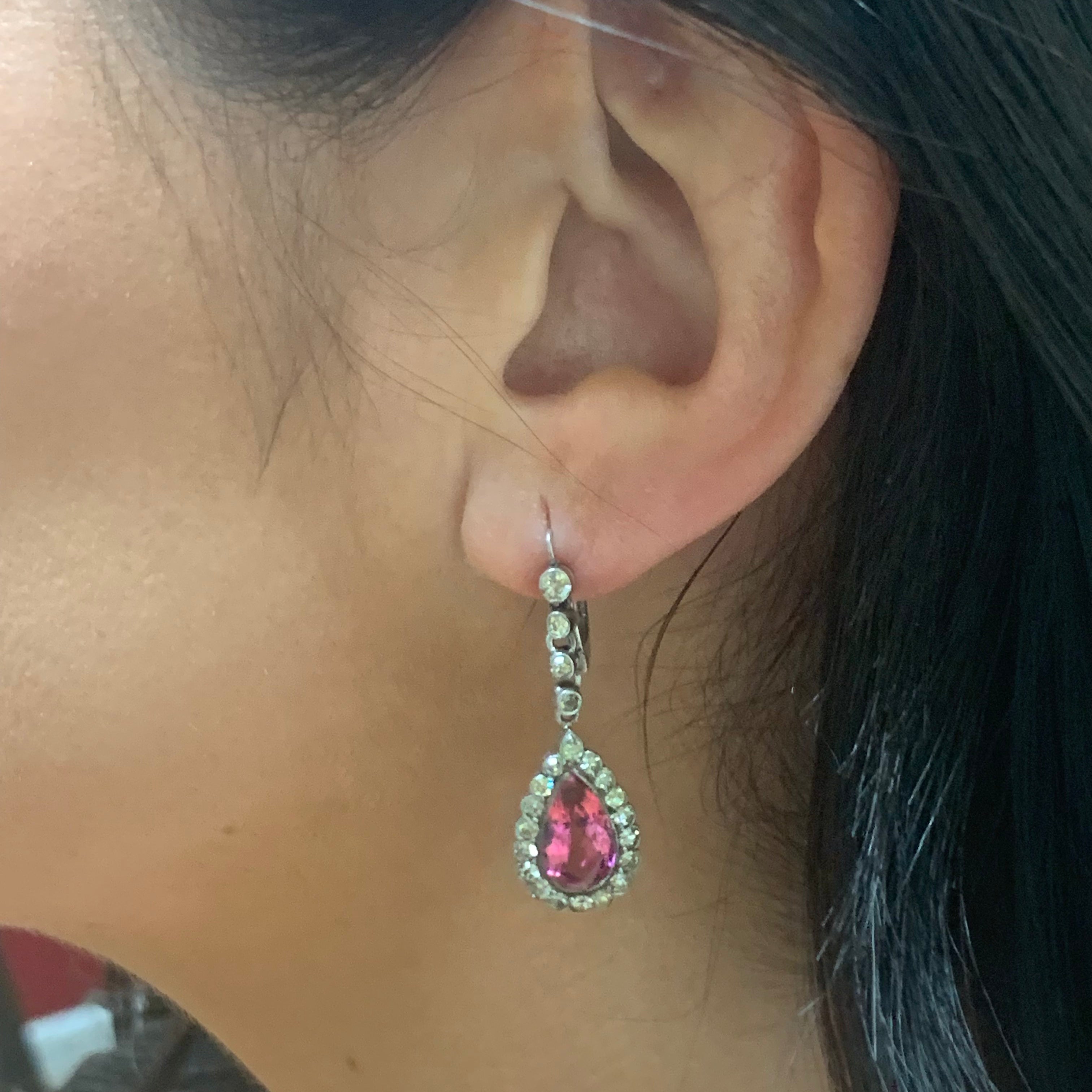 Art Deco Pink Tourmaline Dangling Platinum and Gold Earrings, circa 1930s