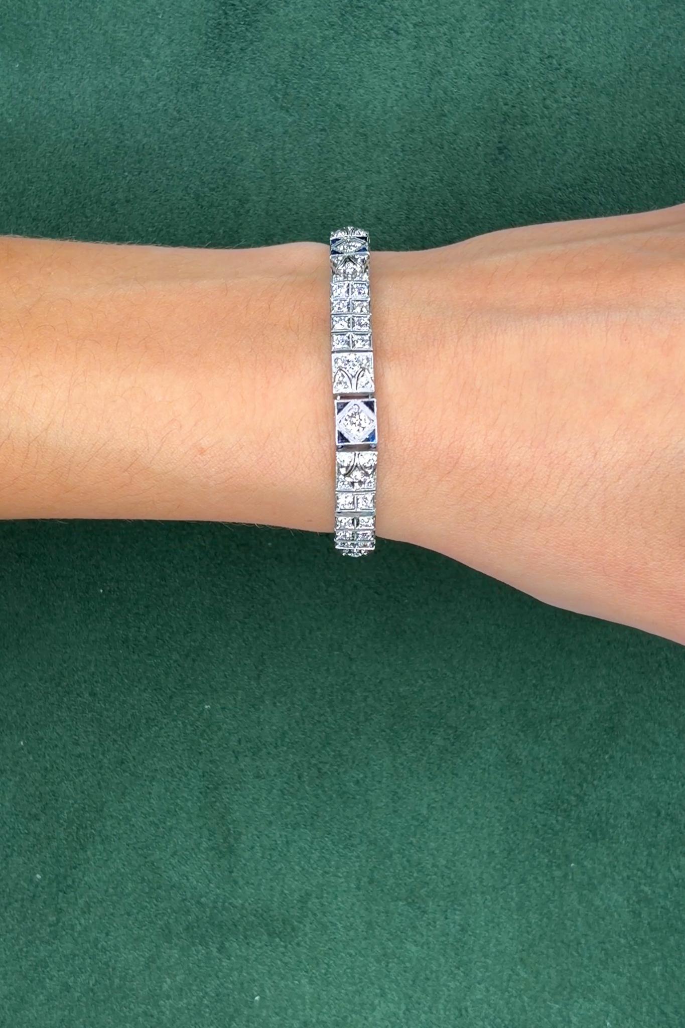 Art Deco Diamond and Sapphire Platinum Line Bracelet, 4 Carats, 1920s