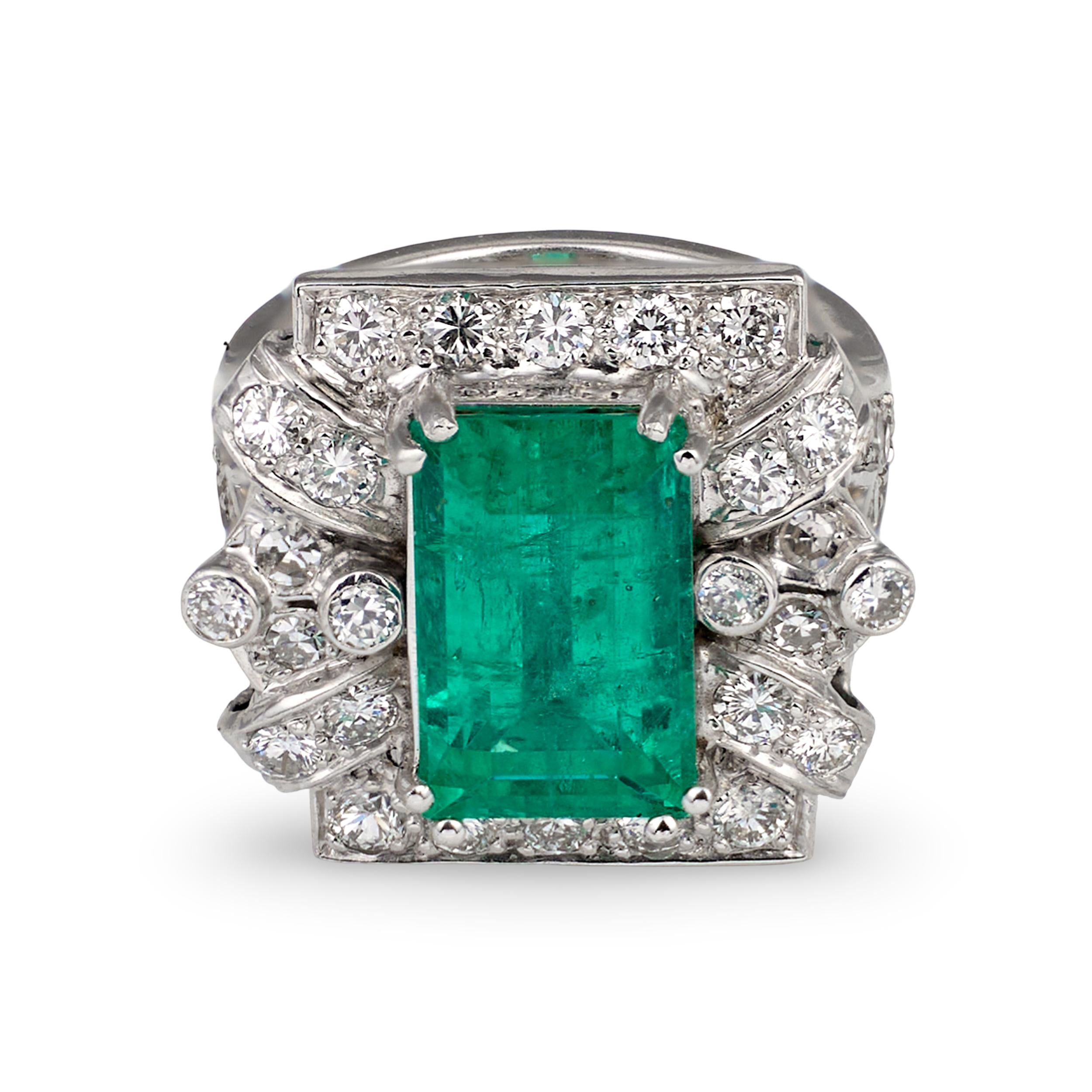 Art Deco Emerald and Diamond Platinum Ring