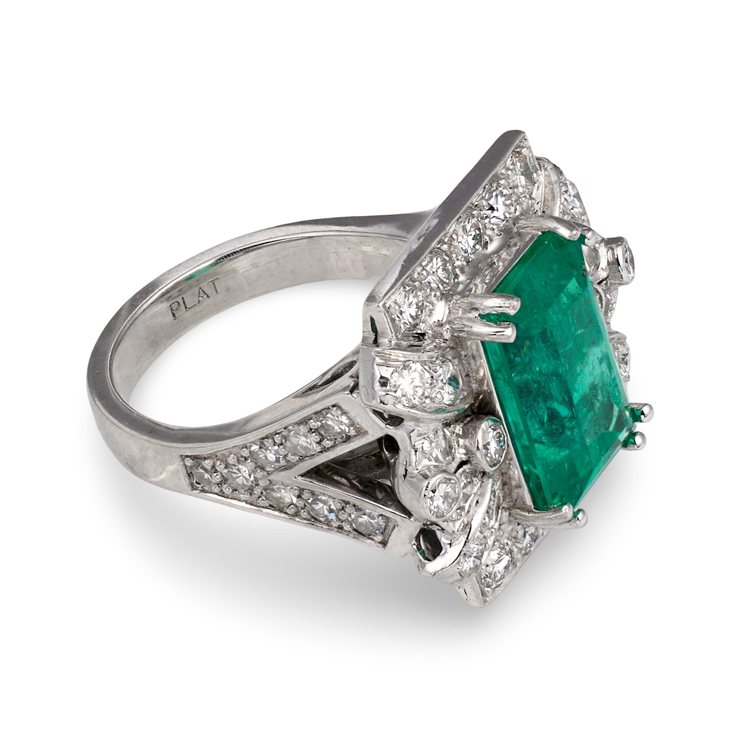 Art Deco Emerald and Diamond Platinum Ring