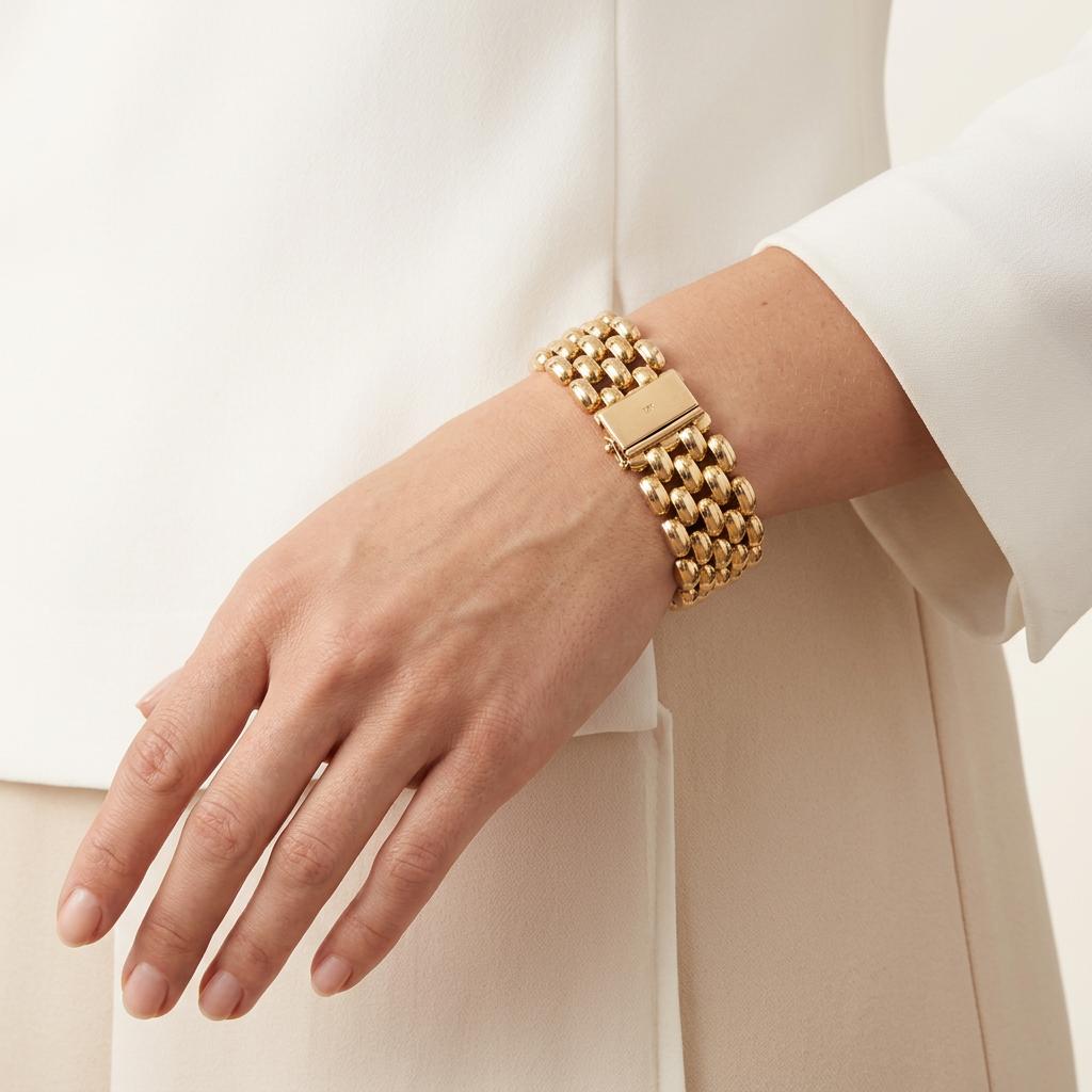 Wide Retro Two-Tone Gold Brick Link Bracelet in 18K, circa 1940s
