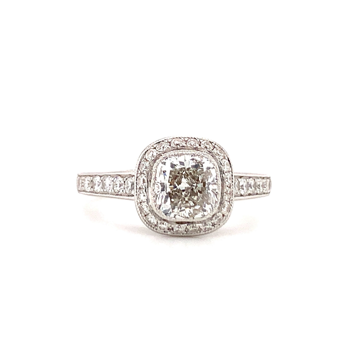 Diamond Engagement Ring in 18K White Gold