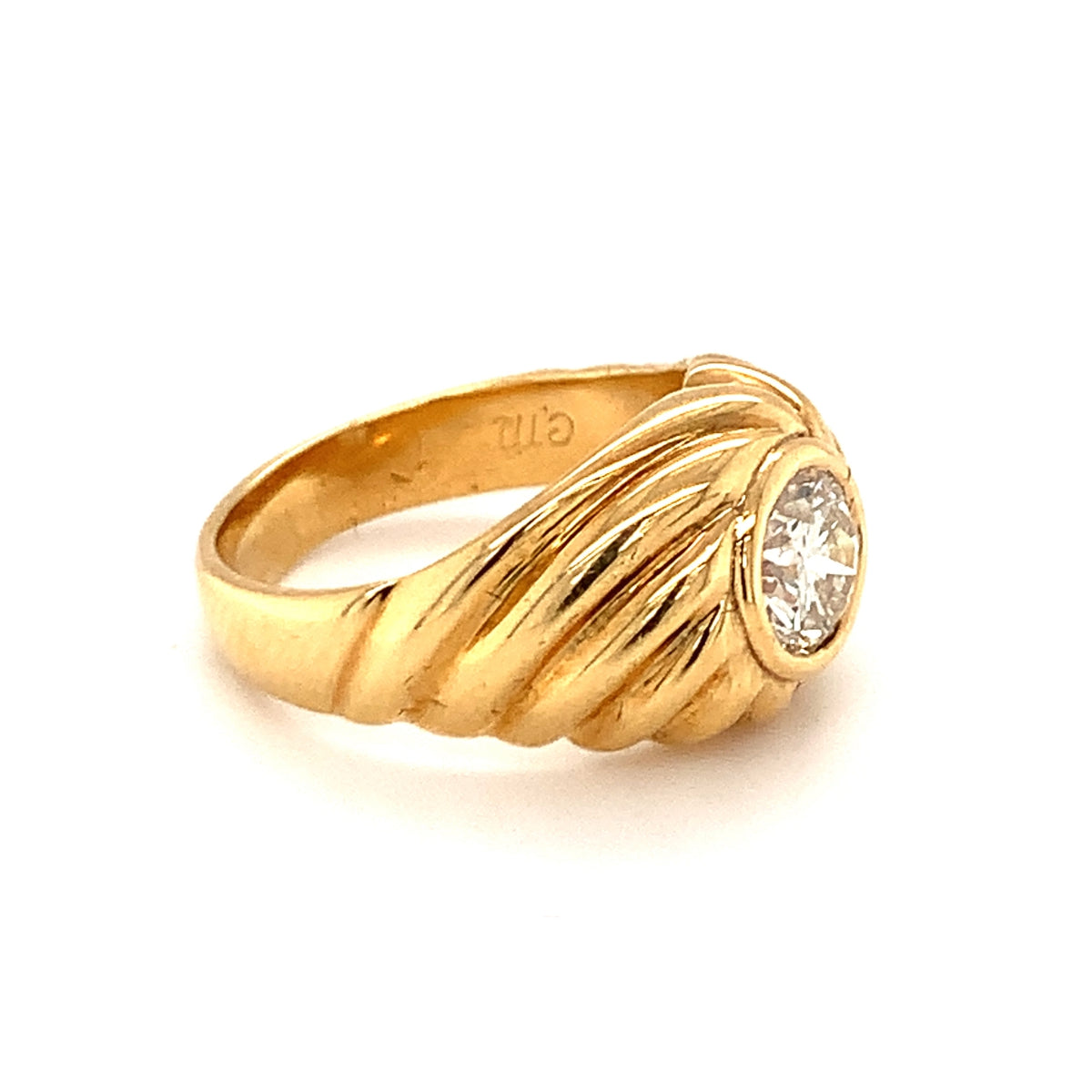 Diamond Solitaire 18 Karat Yellow Gold Ring, circa 1980s
