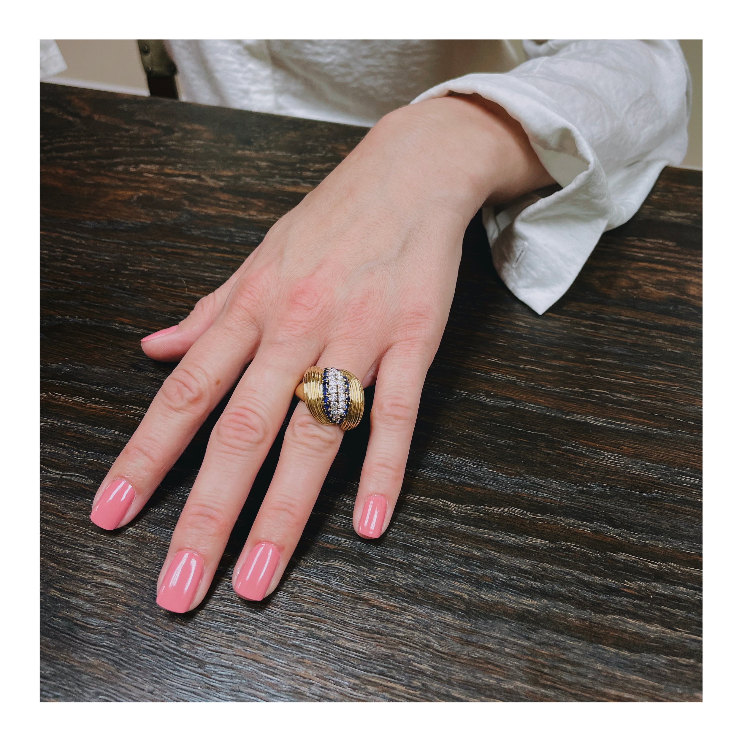 Diamond and Sapphire 18K Yellow Gold Ring, circa 1960