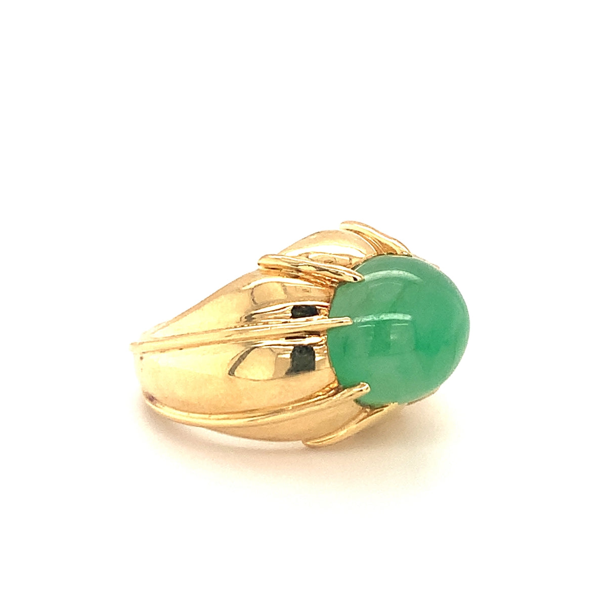 Green Jade 18K Yellow Gold Ring, circa 1970s