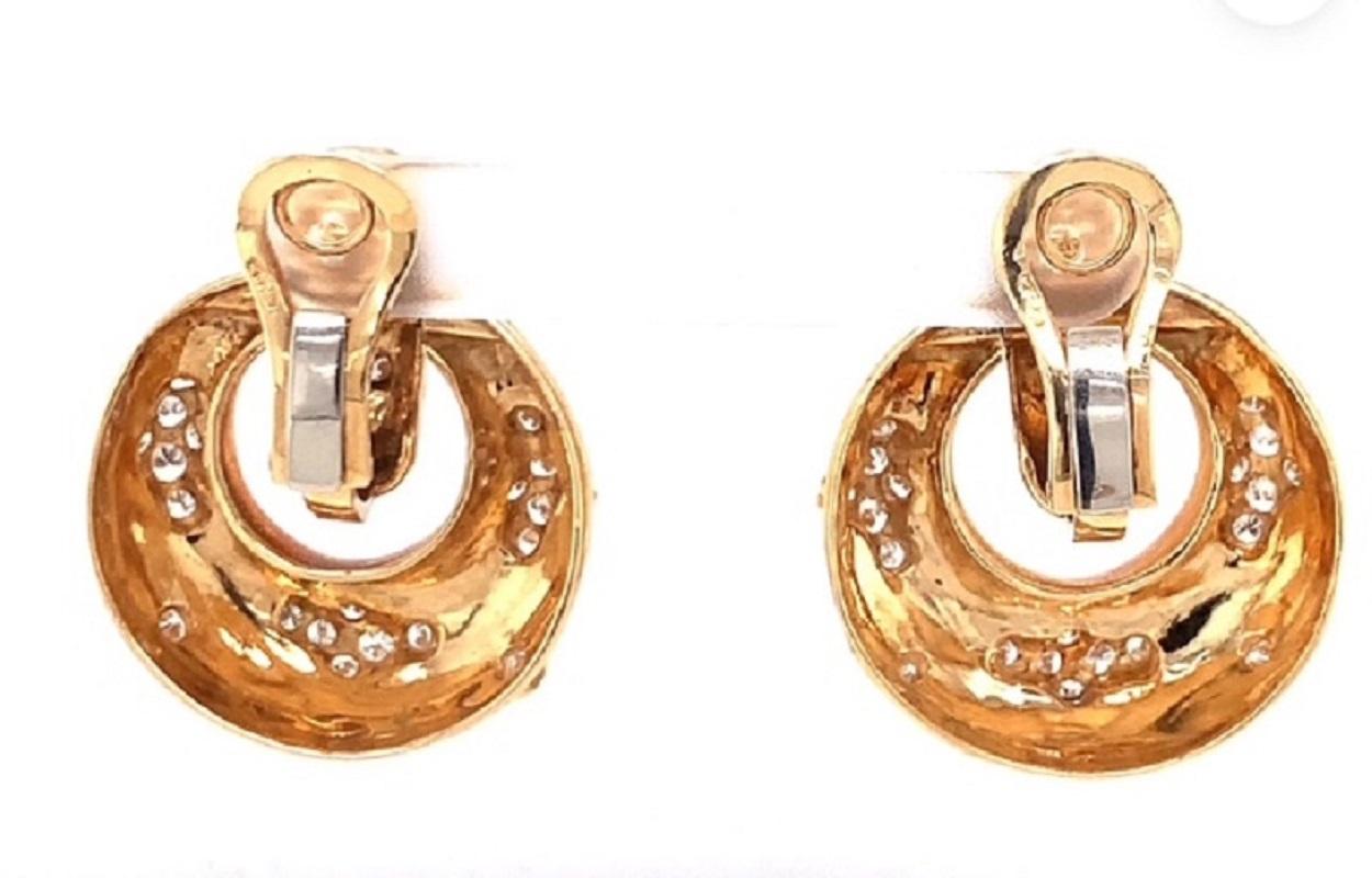 Diamond Doorknocker 18K Yellow Gold Earclips, circa 1970s