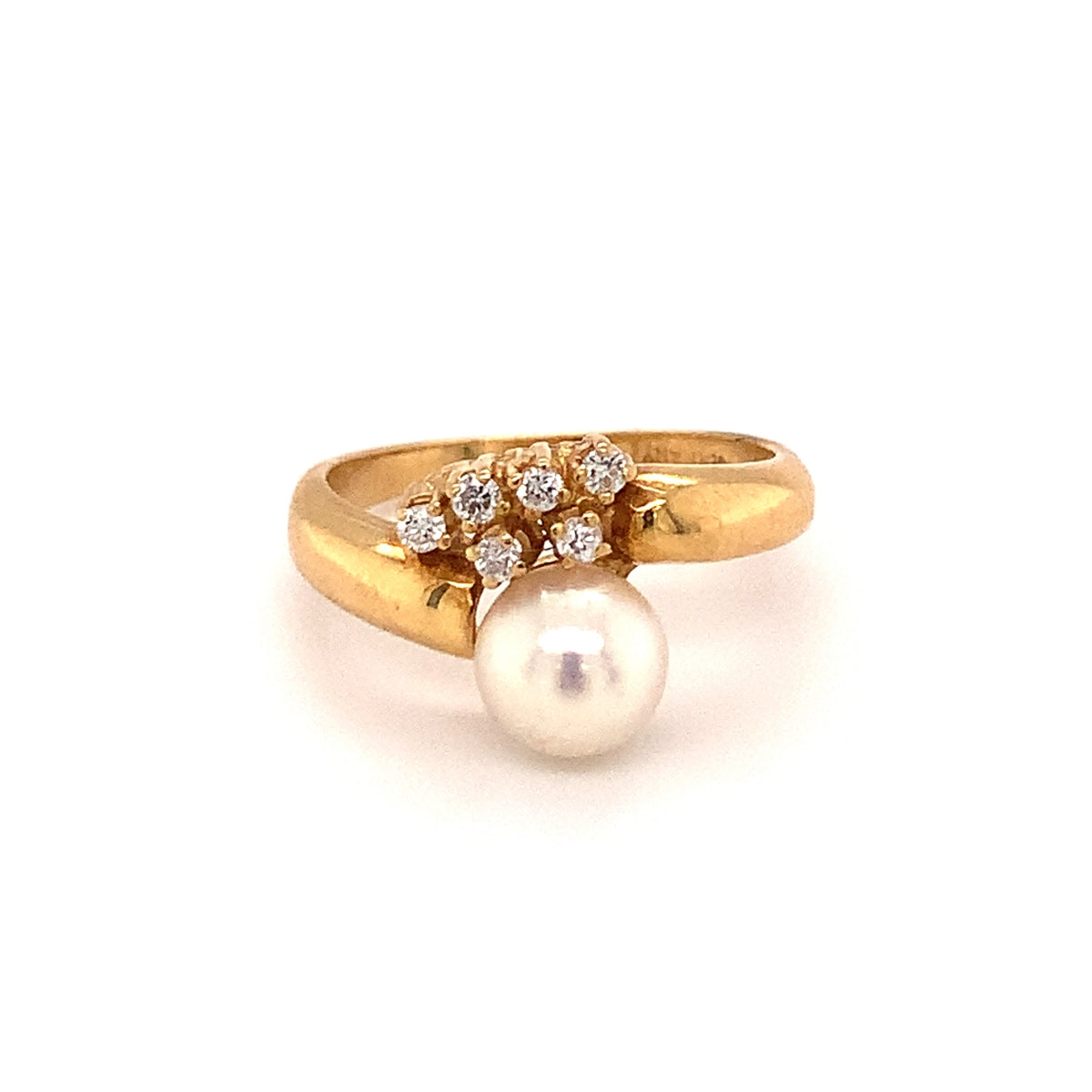 Pearl and Diamond 18K Yellow Gold Ring, circa 1970s