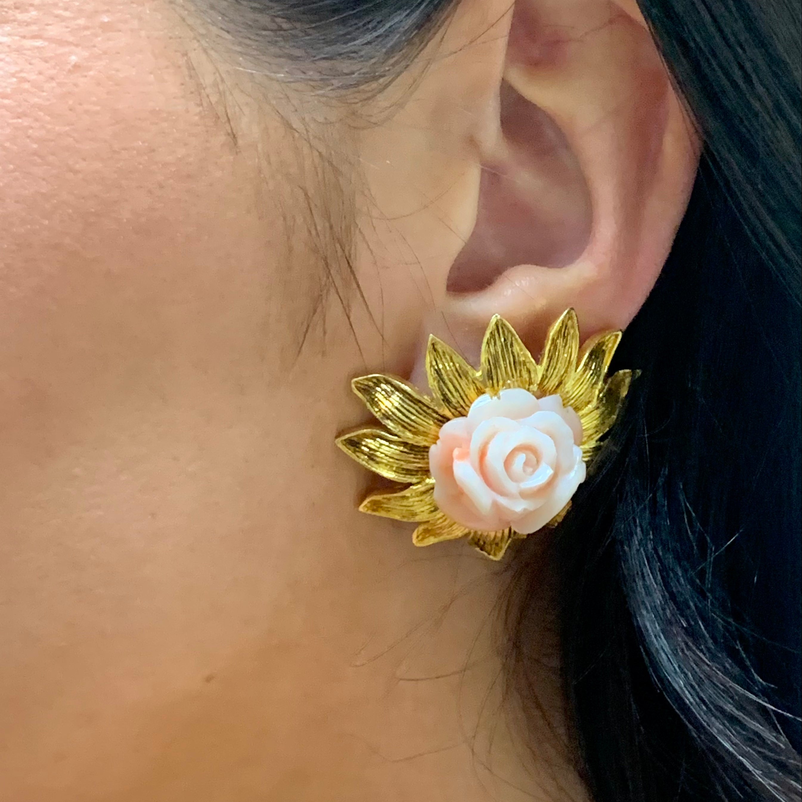 Pink Coral Floral 18K Yellow Gold Earclips, circa 1960s