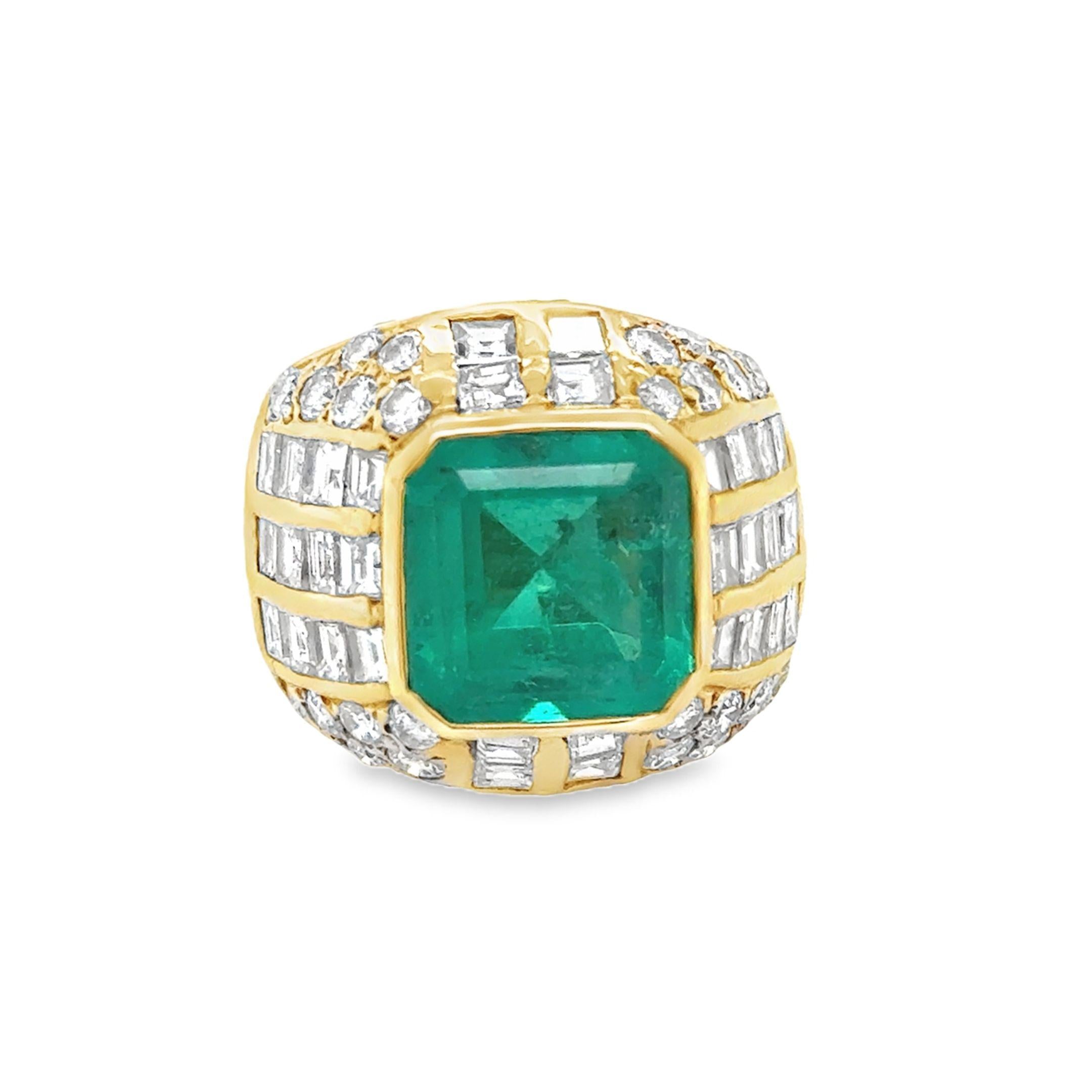 18K YELLOW GOLD EMERALD AND DIAMOND RING