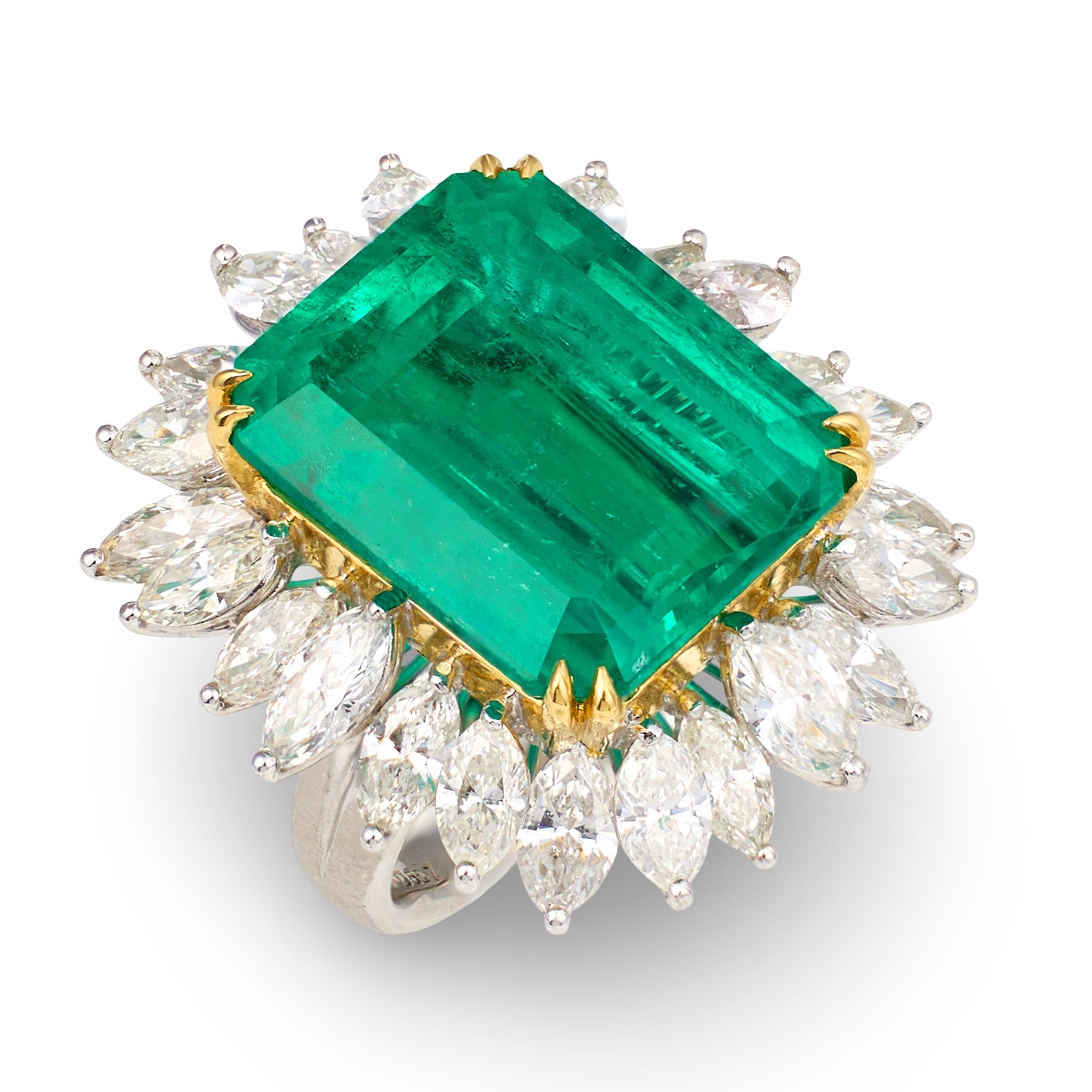 Emerald and Diamond Ring in Platinum and 18K Gold, GIA-Certified 19.34ct Colombi
