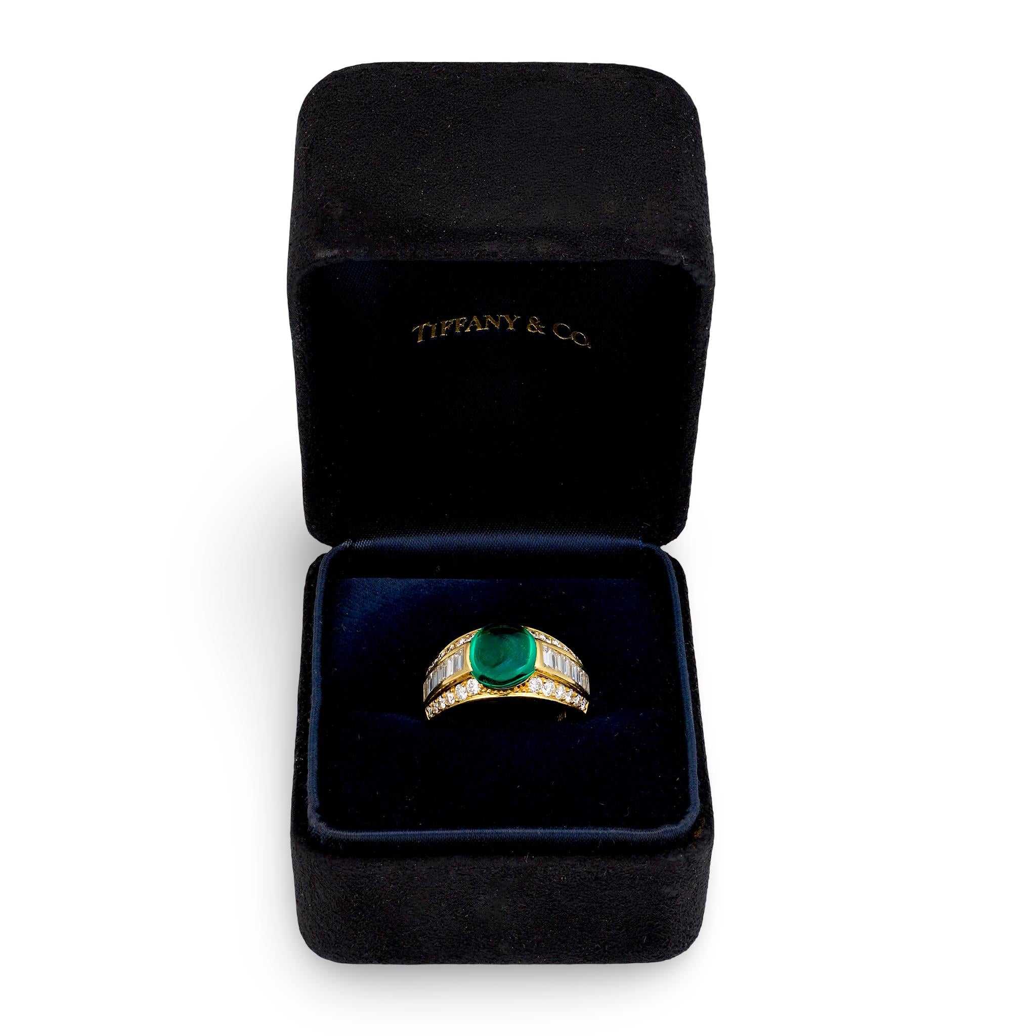 Tiffany & Co. Sugarloaf Cabochon Emerald and Diamond Ring, 18K Yellow Gold, 1970