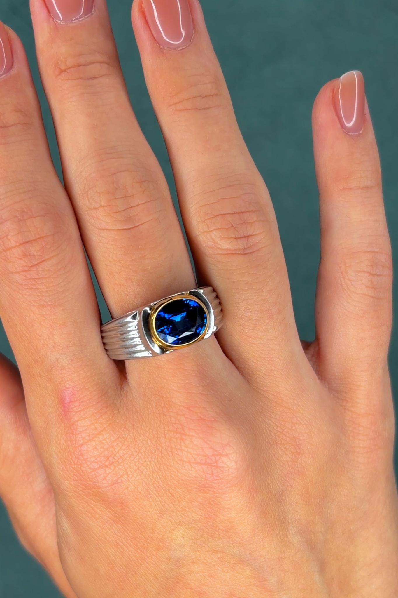 3.25ct Sapphire Ring in Platinum and 18K Yellow Gold, Contemporary 1990s