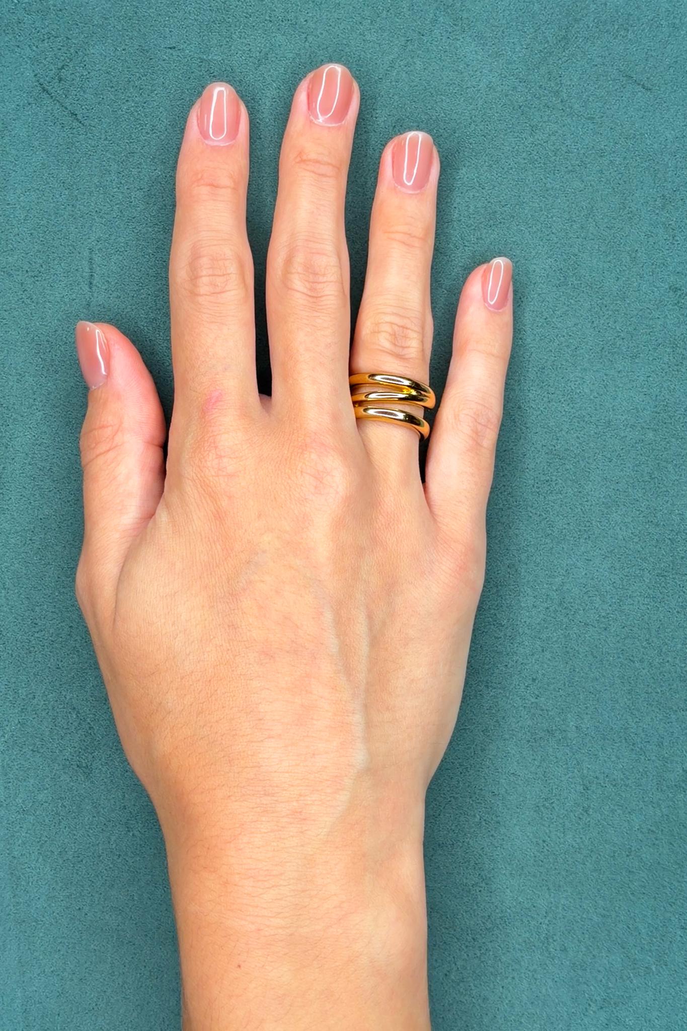 18K Yellow Gold Tiffany & Co. Interlocking Band