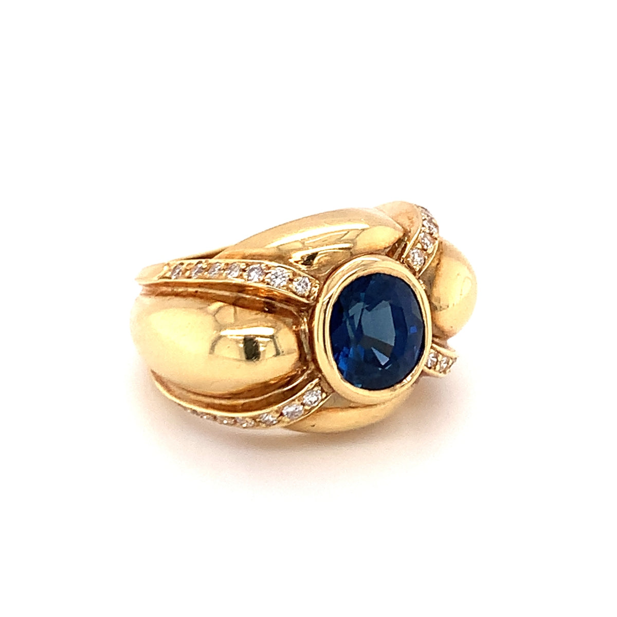 Sapphire and Diamond Ring in 18K Yellow Gold, circa 1970s