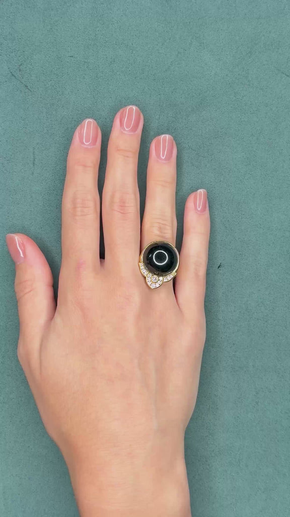 Black Onyx and 0.75ct Diamond 18K Yellow Gold Ring, Crown Motif, Circa 1970s