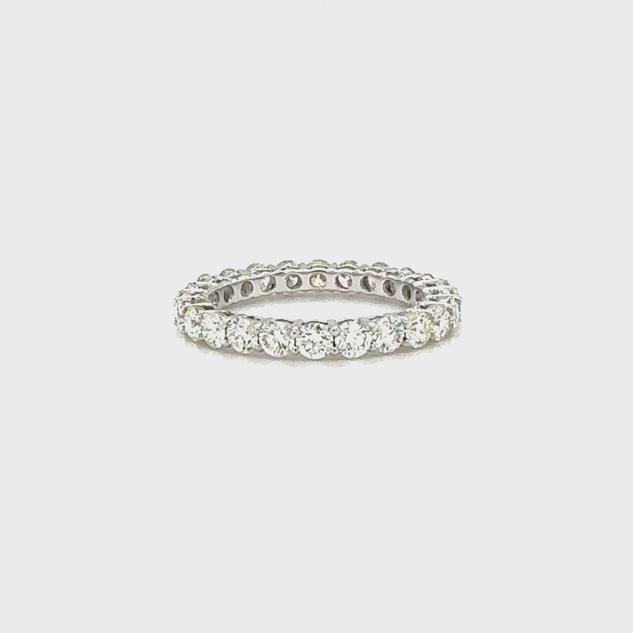Video of the diamond ring in 14K Gold and White Gold