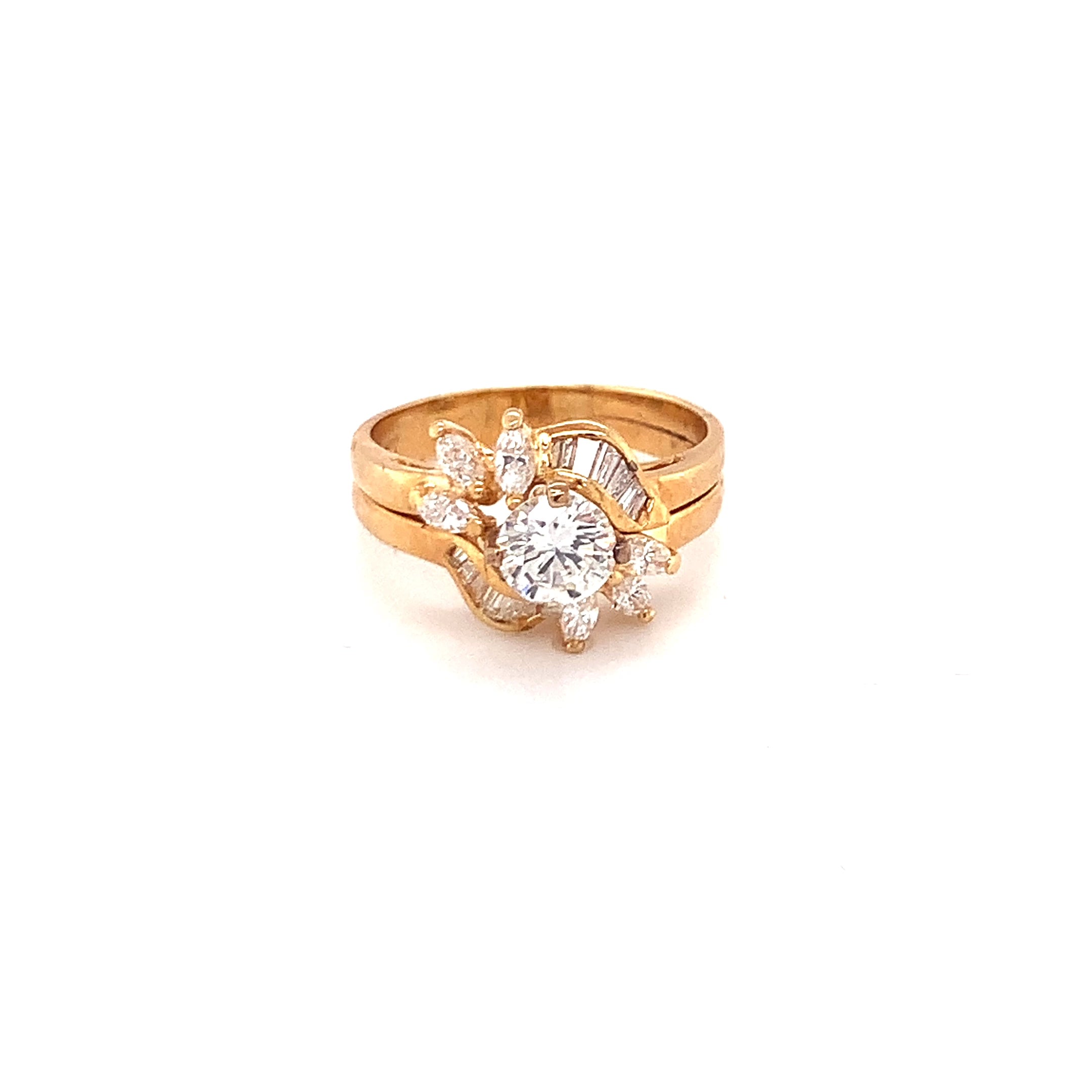 Diamond Cocktail Ring in 18K Yellow Gold with Marquise and Baguette Accents, Cir