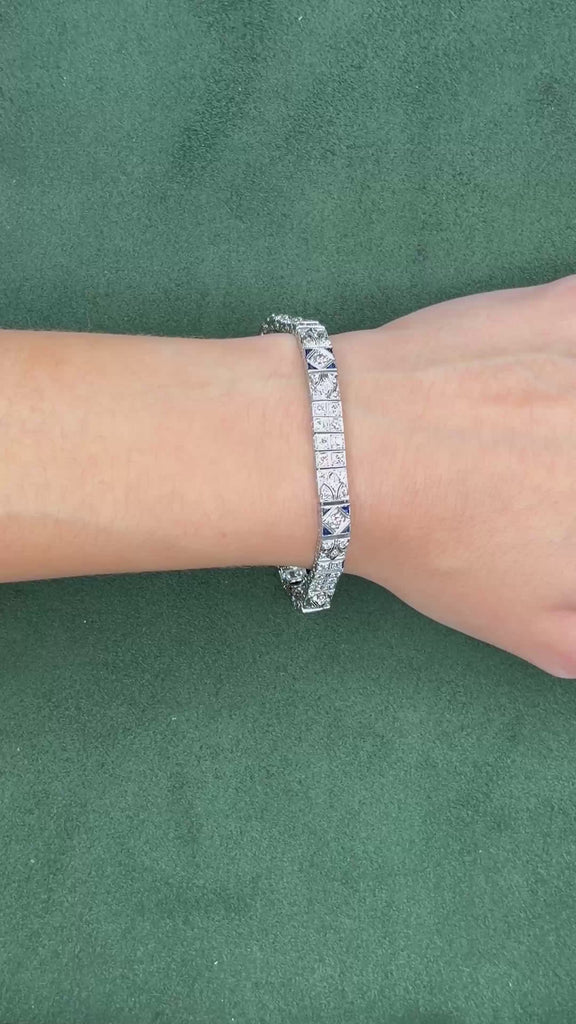 Art Deco Diamond and Sapphire Platinum Line Bracelet, 4 Carats, 1920s