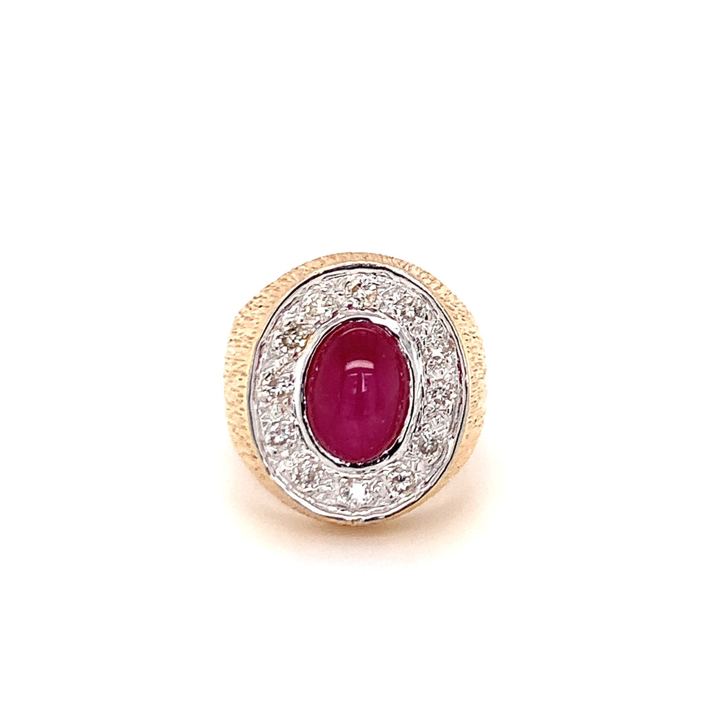 Star Ruby and Diamond Ring in 18K Yellow Gold, GIA-Certified Kenyan Origin, Circ