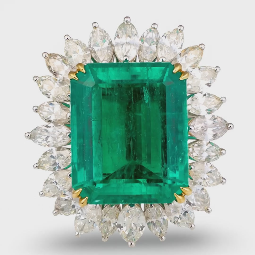 Emerald and Diamond Ring in Platinum and 18K Gold, GIA-Certified 19.34ct Colombi