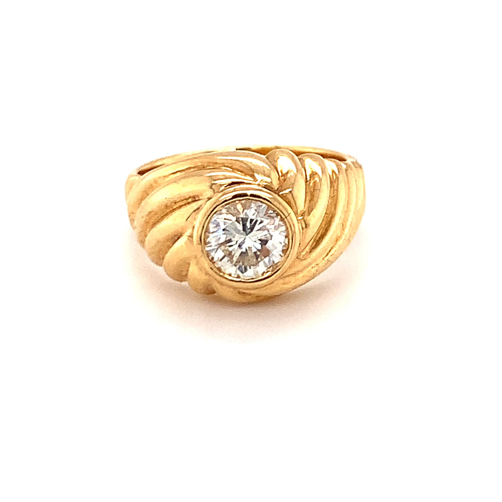 Diamond Solitaire Ring in 18K Yellow Gold, Ribbed Bezel Setting, Circa 1980s