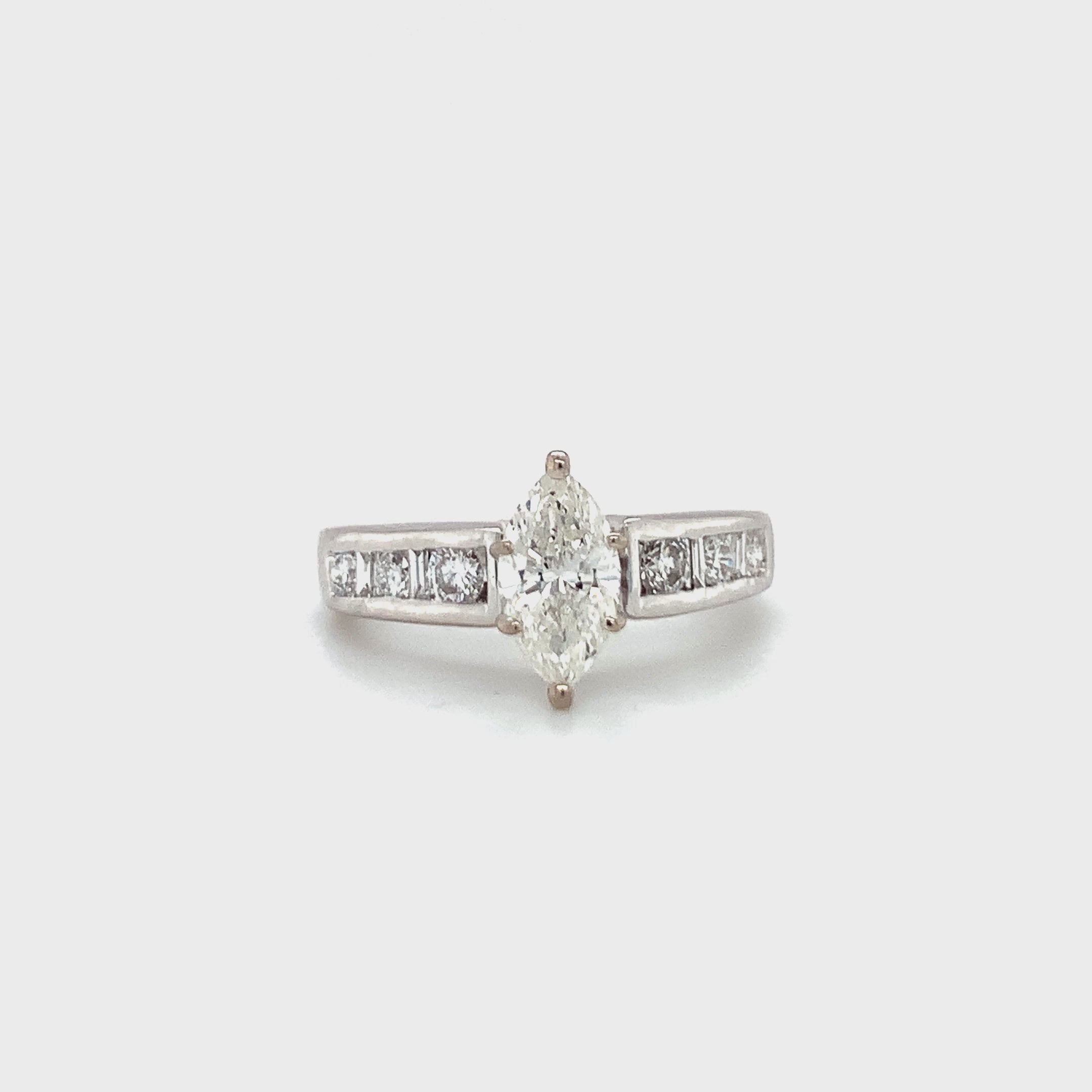 Diamond Engagement Ring in 14k White Gold