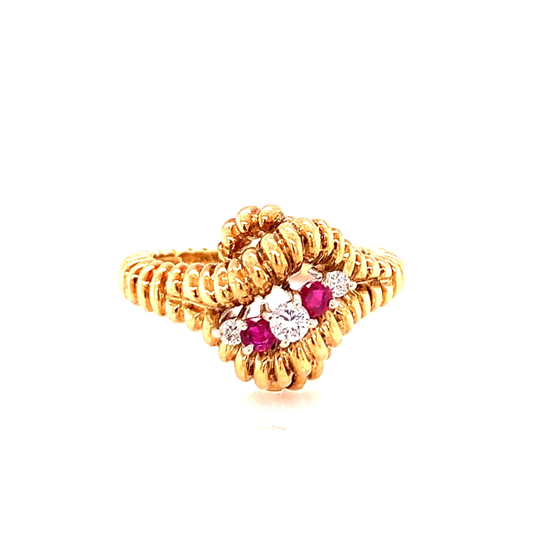 Retro 1970s Diamond and Ruby 18K Yellow Gold Ring, Ribbed Rope Design