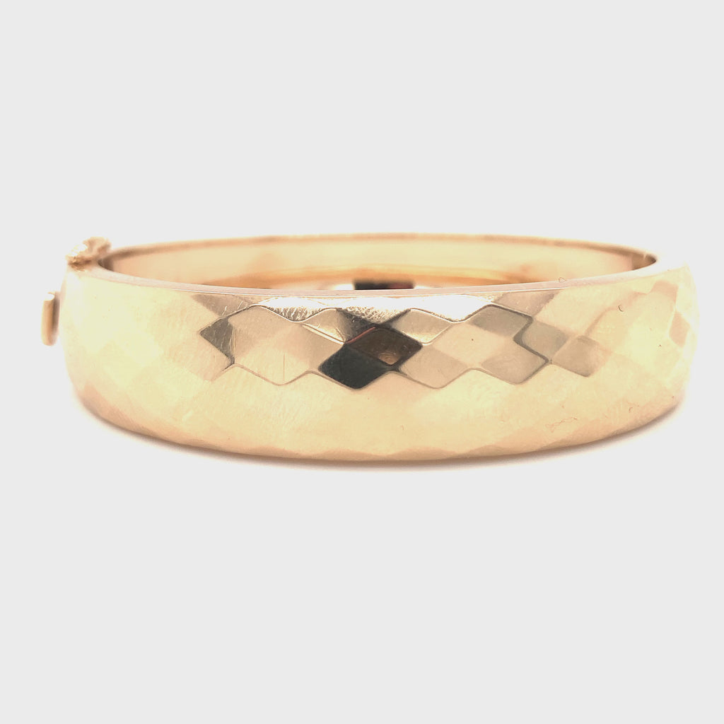 Faceted Hinged Bangle Bracelet in 14K Gold, circa 1970s