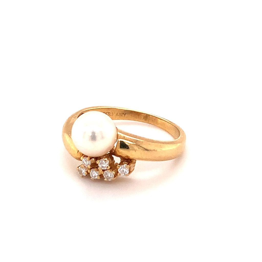 Pearl and Diamond 18K Yellow Gold Bypass Ring, Circa 1970s