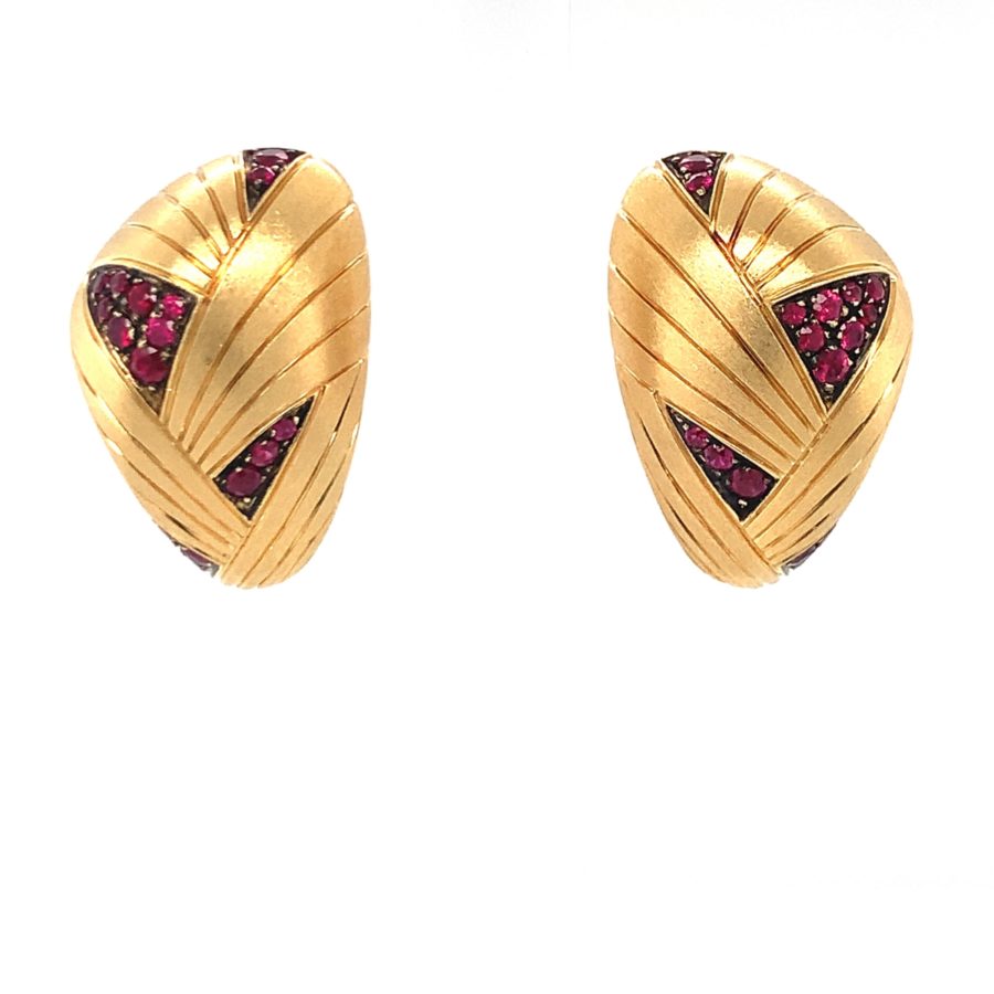 18K-YG RUBY EARCLIPS