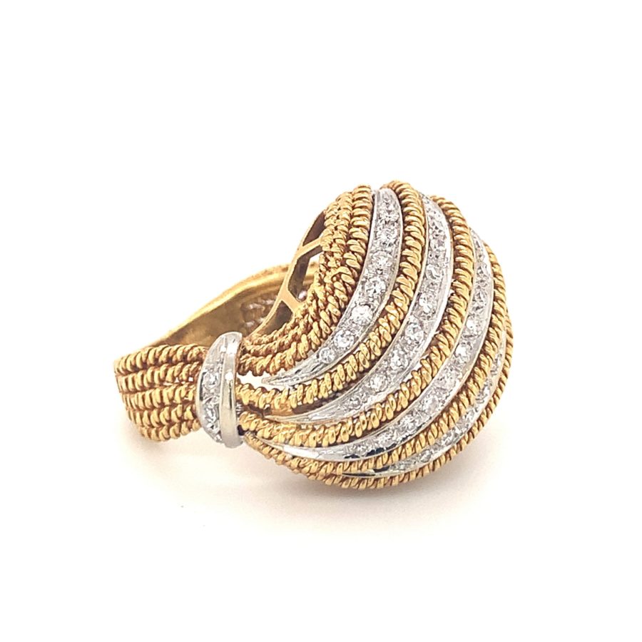 18K YELLOW GOLD DIAMOND RING