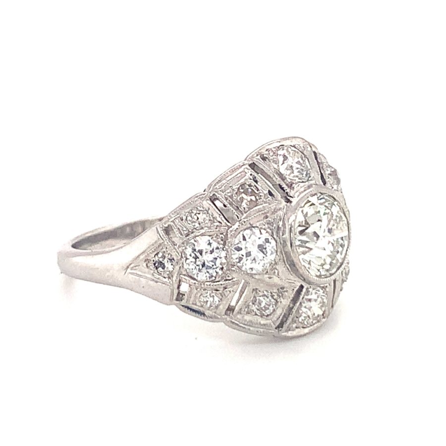 PLATINUM DIAMOND BOMBE RING