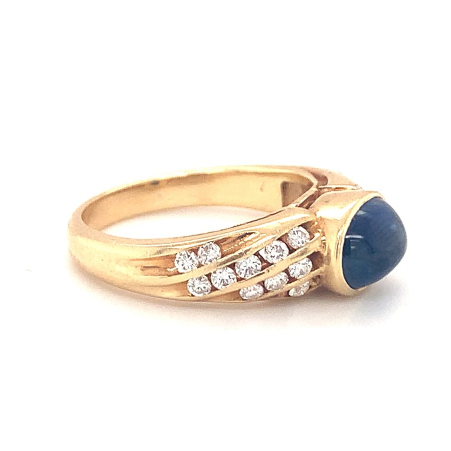 14K YELLOW GOLD SAPPHIRE AND DIAMOND RING