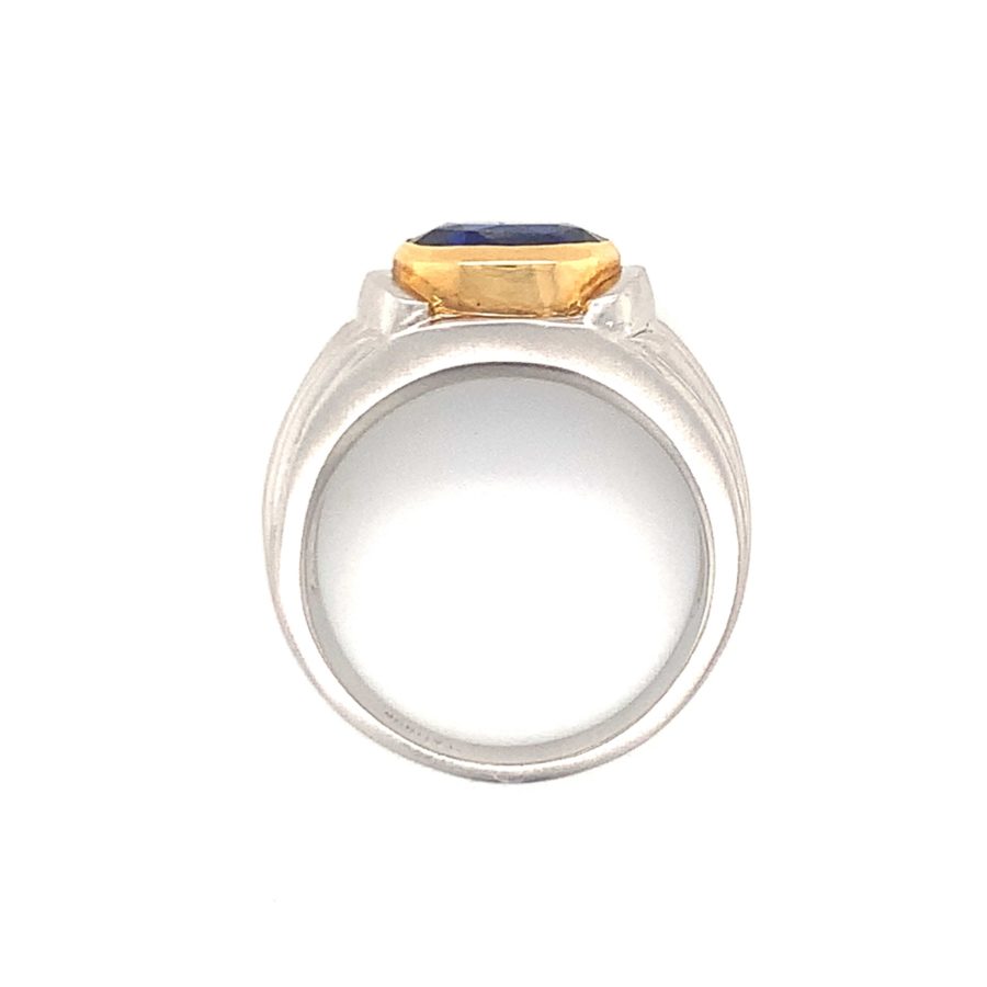 PLATINUM AND 18K-YG SAPPHIRE RING