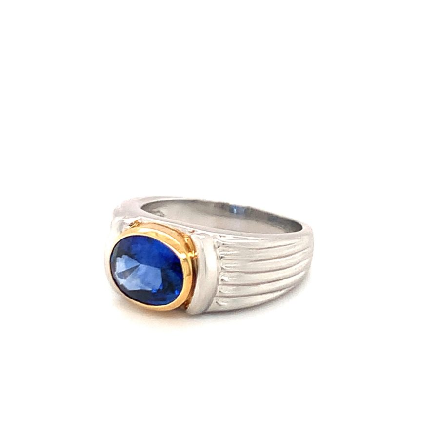 PLATINUM AND 18K-YG SAPPHIRE RING