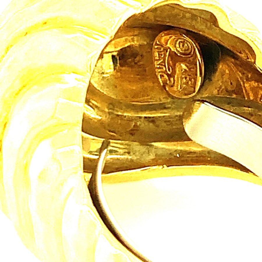 18K-YG HAMMERED GOLD RING BY "HENRY DUNAY"