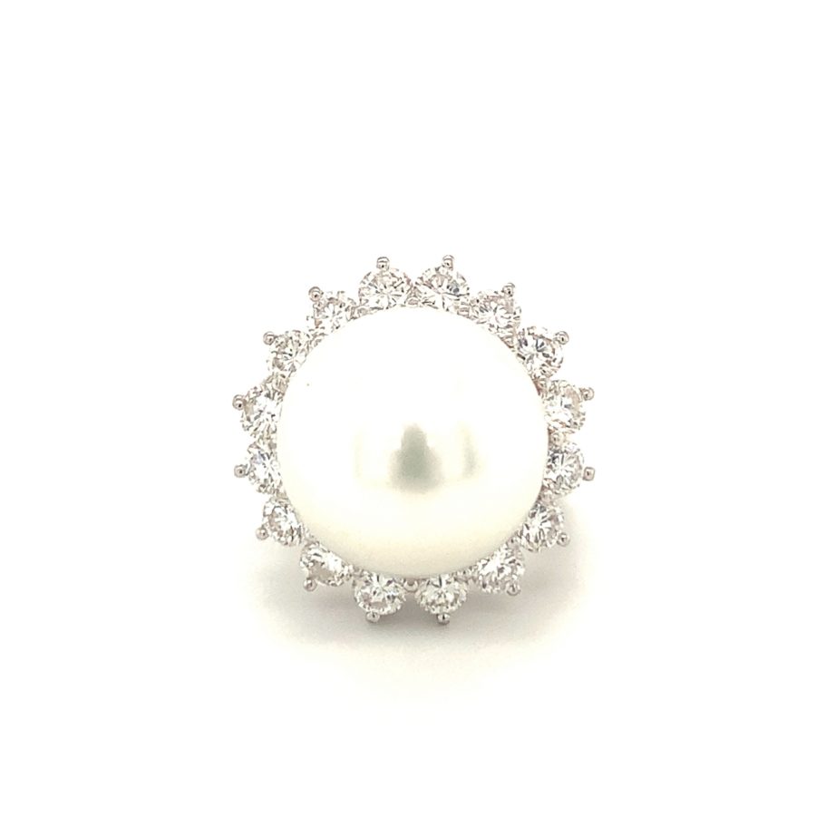 PLATINUM CULTURED PEARL AND DIAMOND RING