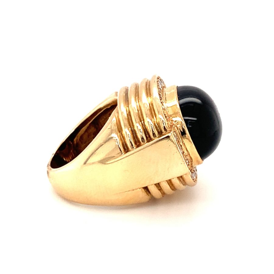 14K-YG BLACK ONYX AND DIAMOND RING