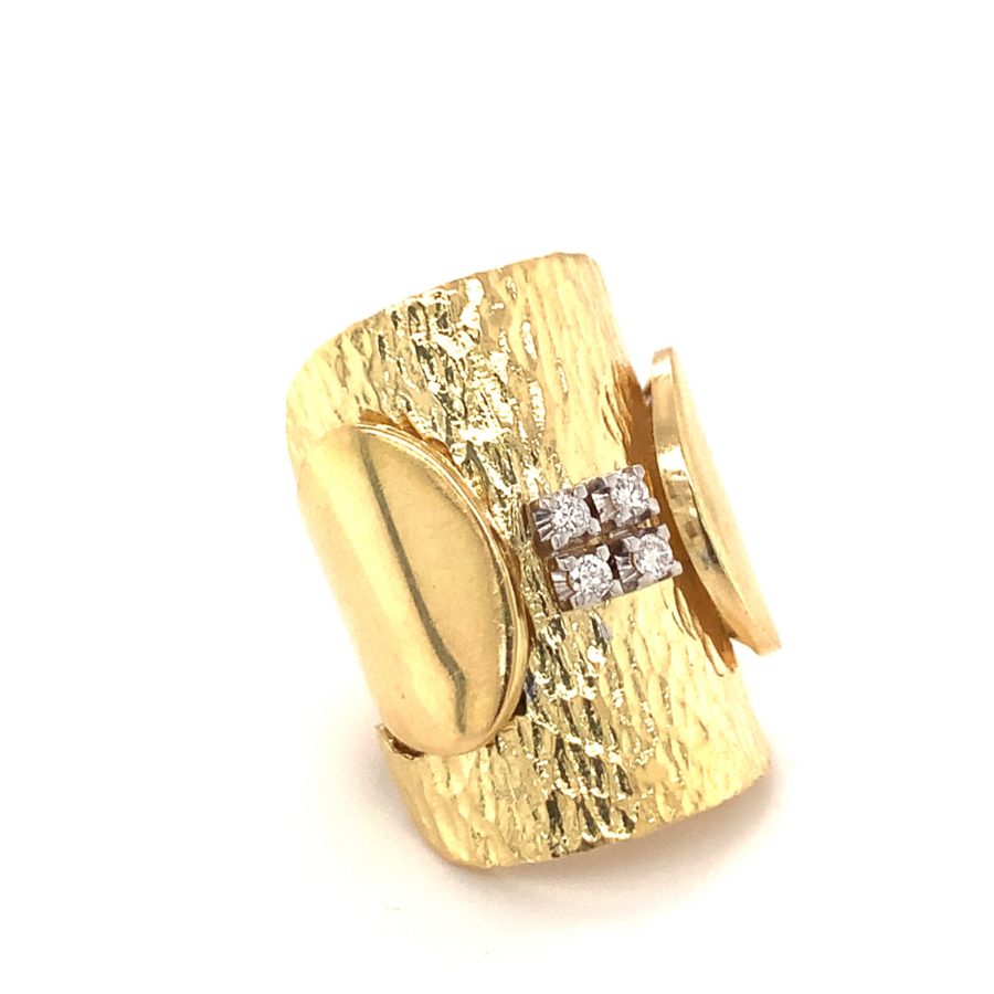 18K-YG HAMMERED GOLD DIAMOND RING