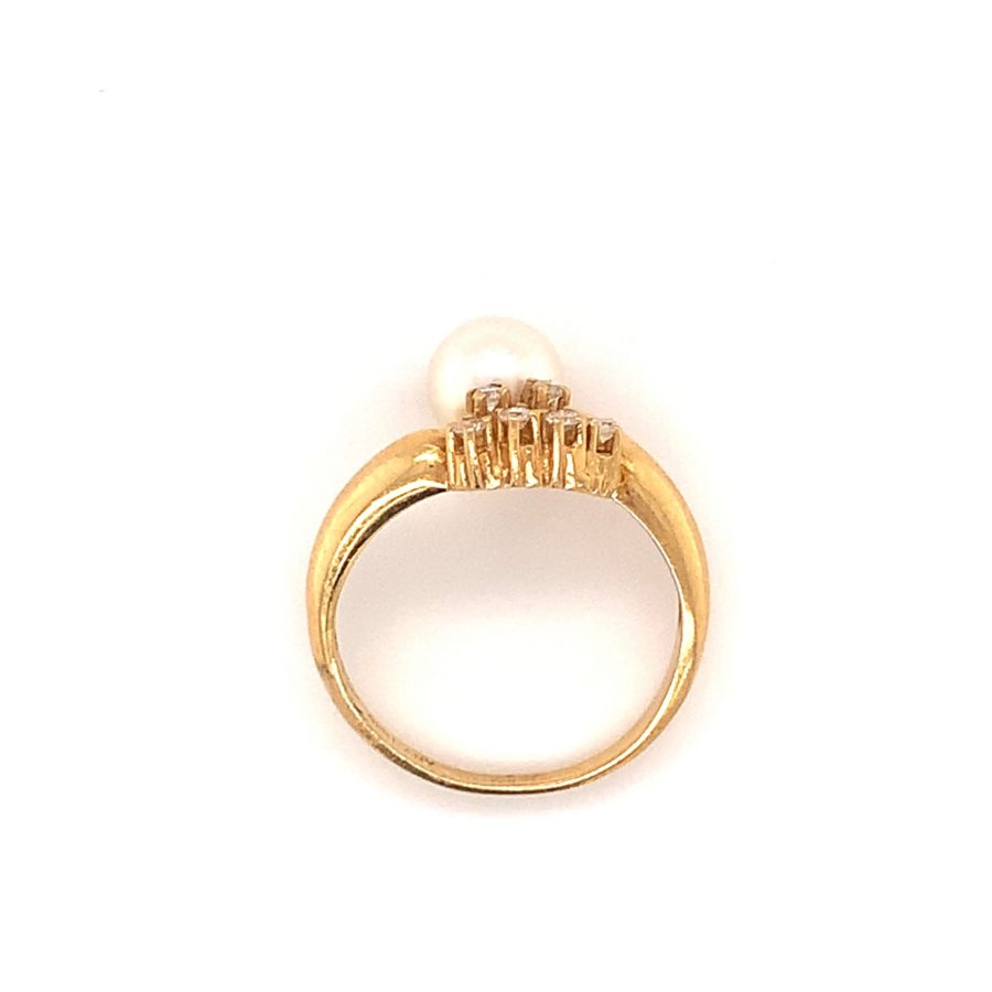 18K-YG PEARL AND DIAMOND RING