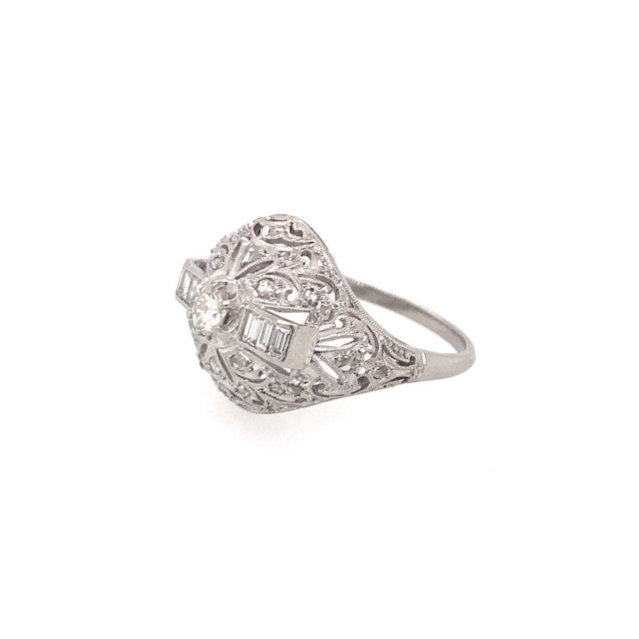 PLATINUM DIAMOND FILIGREE RING