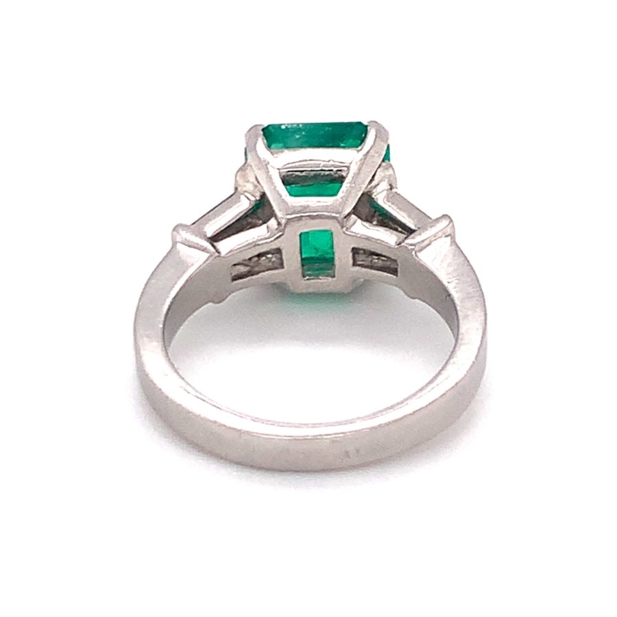 PLATINUM COLOMBIAN EMERALD AND DIAMOND RING