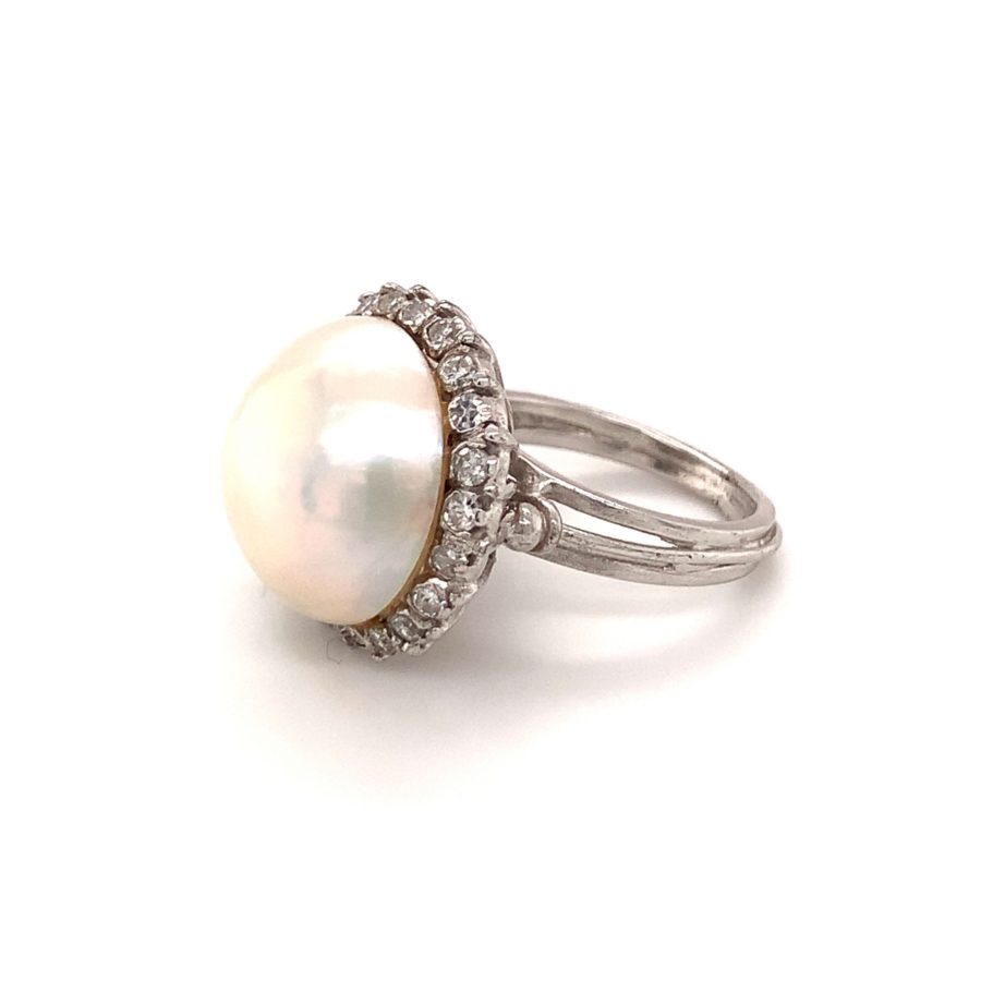 14K WHITE GOLD MABE PEARL AND DIAMOND RING