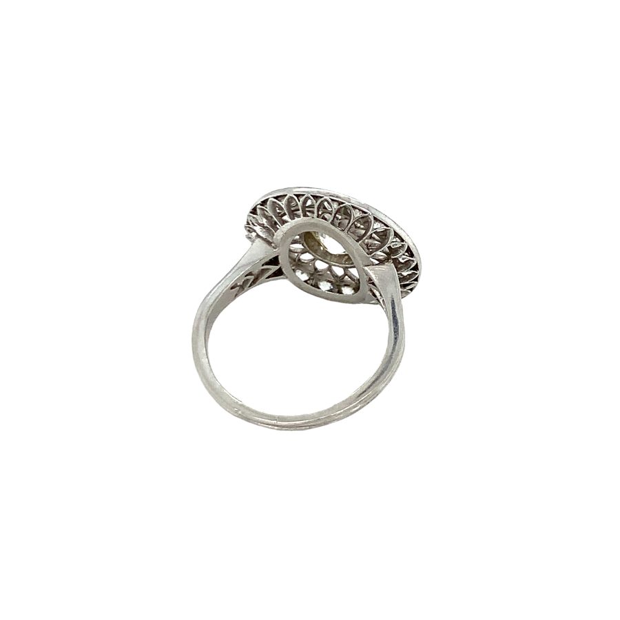 Art Deco Platinum Diamond Ring - Image 4