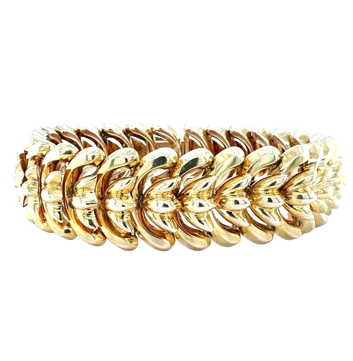 Scallop Link 18K Yellow Gold Bracelet, circa 1960s